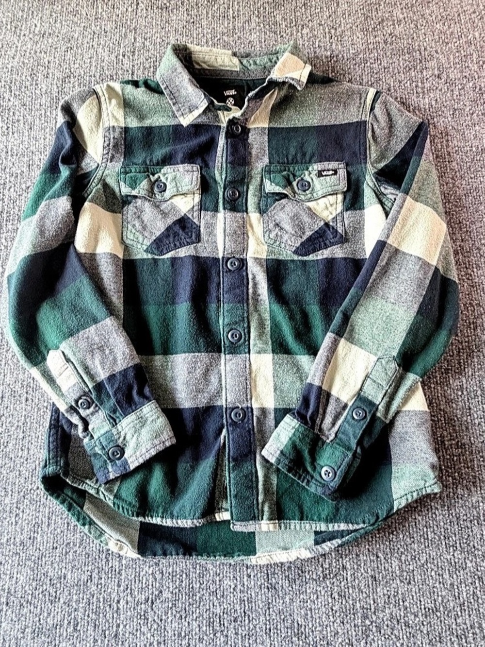 VANS Off The Wall Boys Small Plaid Flannel Long Sleeve Button-Up Shirt Pockets